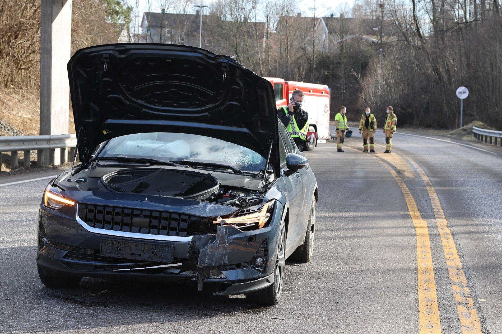 Cybercab Robotaxi Polestar crash 1616868551365