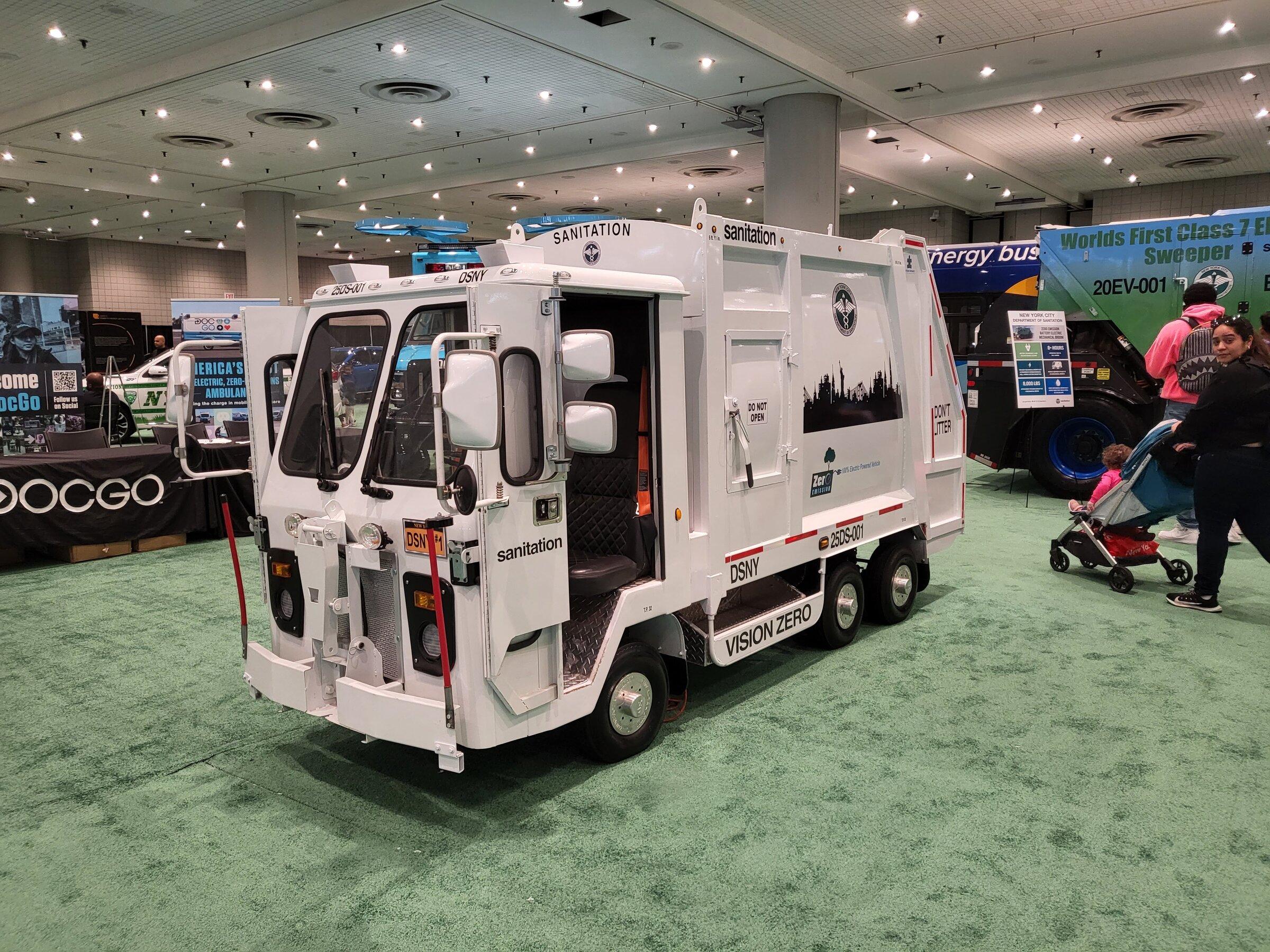 Cybercab Robotaxi Strong Non-Tesla EV presence at the 2022 New York International Auto Show 20220415_183401