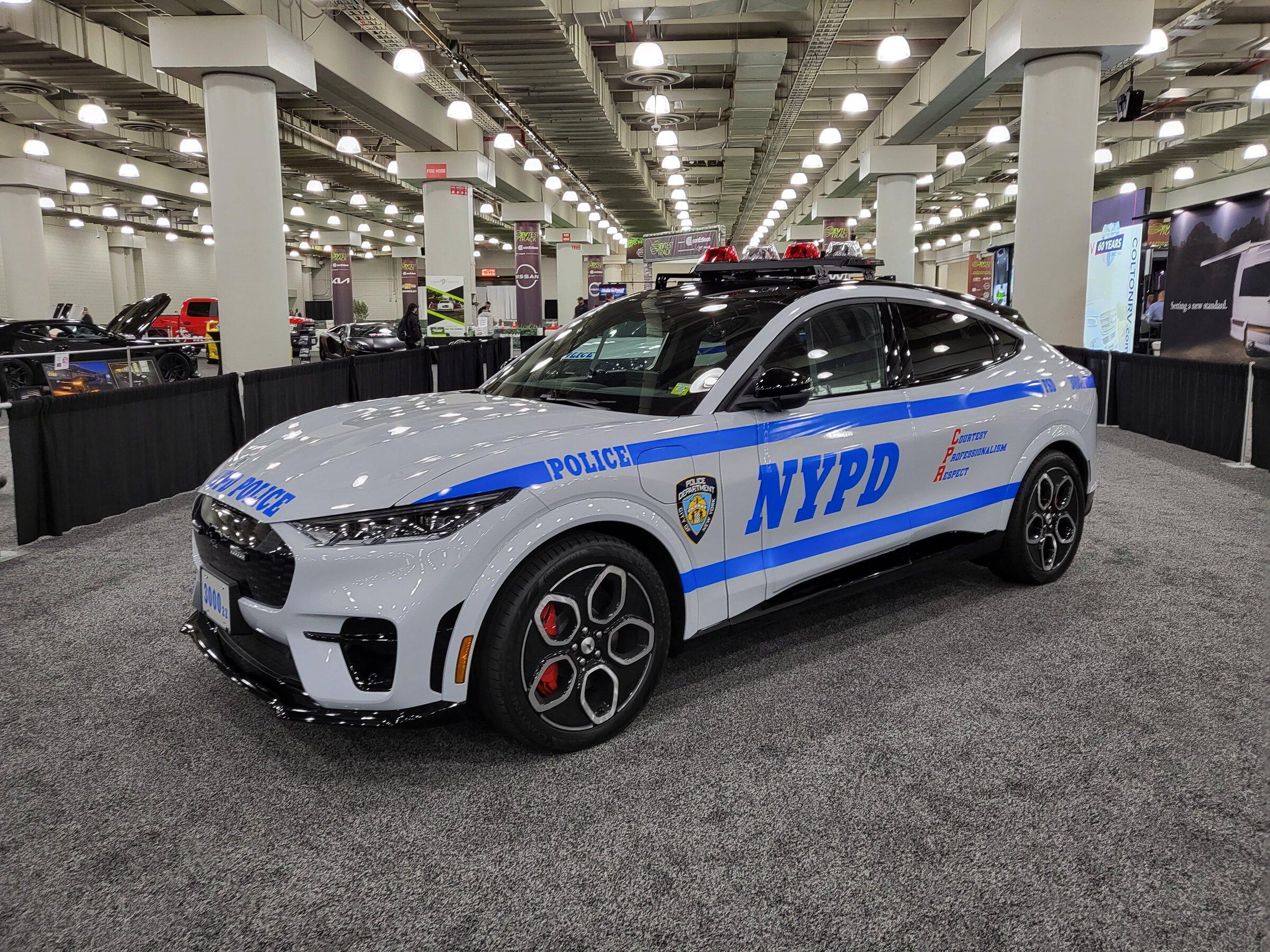 Cybercab Robotaxi Strong Non-Tesla EV presence at the 2022 New York International Auto Show 20220415_190530