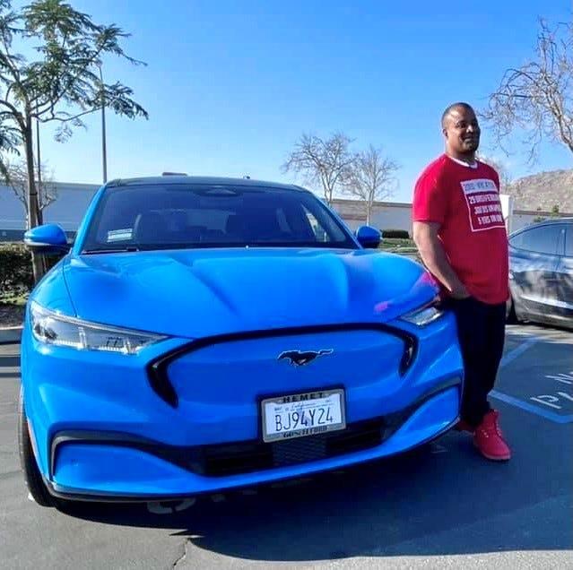 Cybercab Robotaxi Tesla owner with Mustang Mach-E reports threats on social media from Tesla fans a7e2f245-8256-4cbf-b2f0-b08e72062756-sergio_car