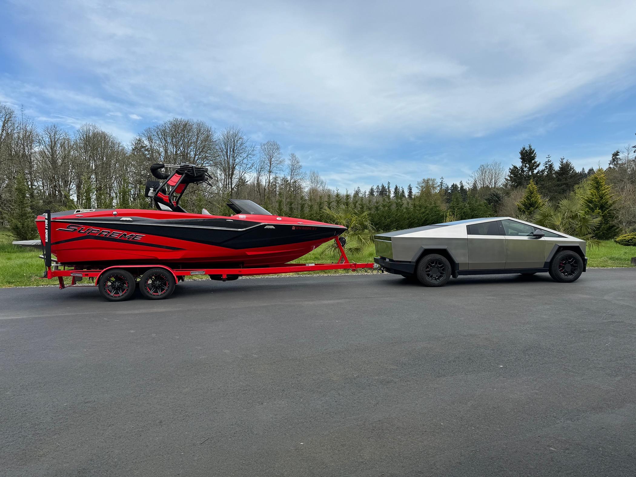 Cybercab Robotaxi Let's see your Cybertruck towing Electric Boats or Any Boats IMG_5113