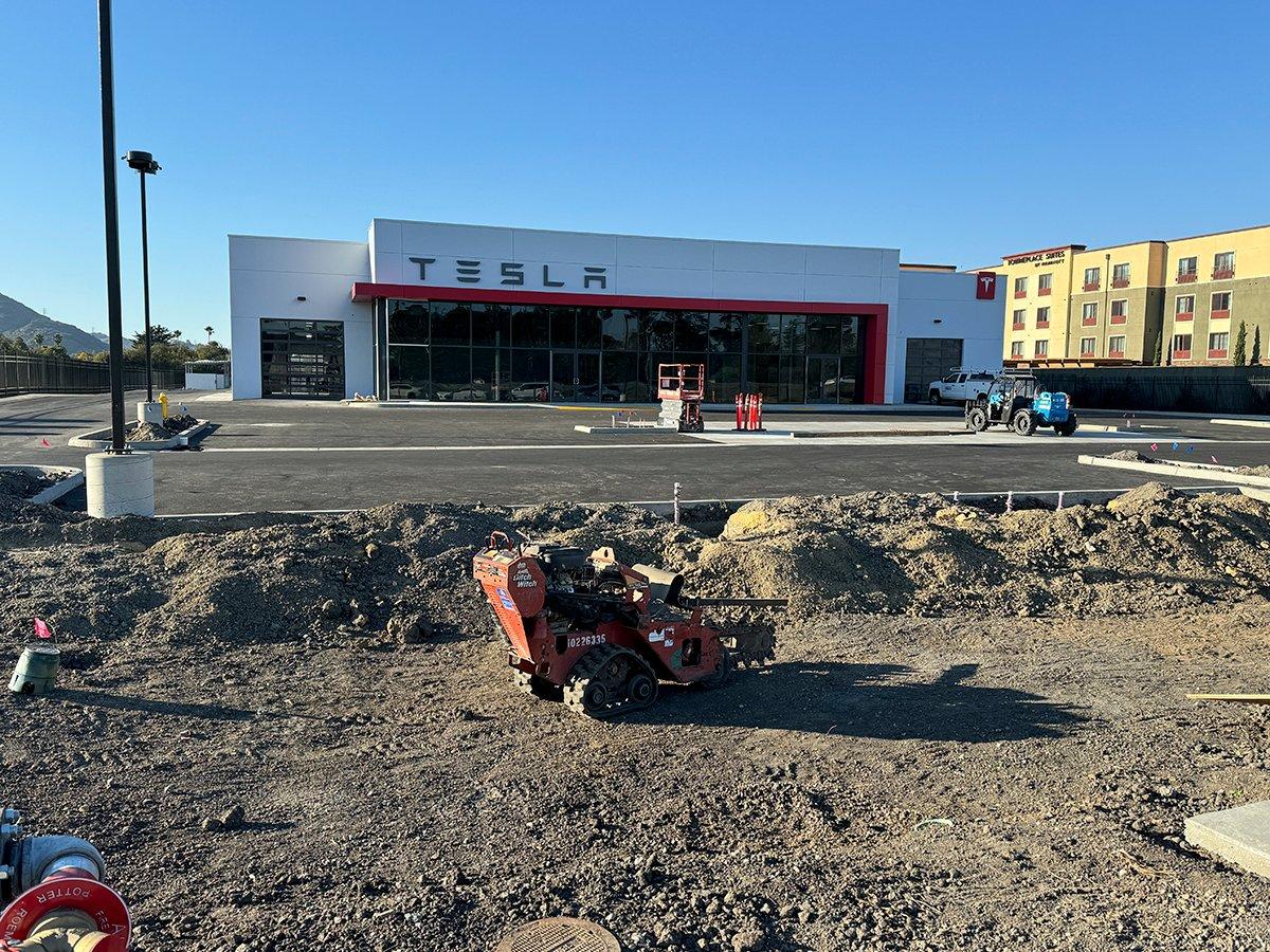 Cybercab Robotaxi Tesla Dealership/Service coming to San Luis Obispo, California tesla